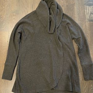 Nursing sweater